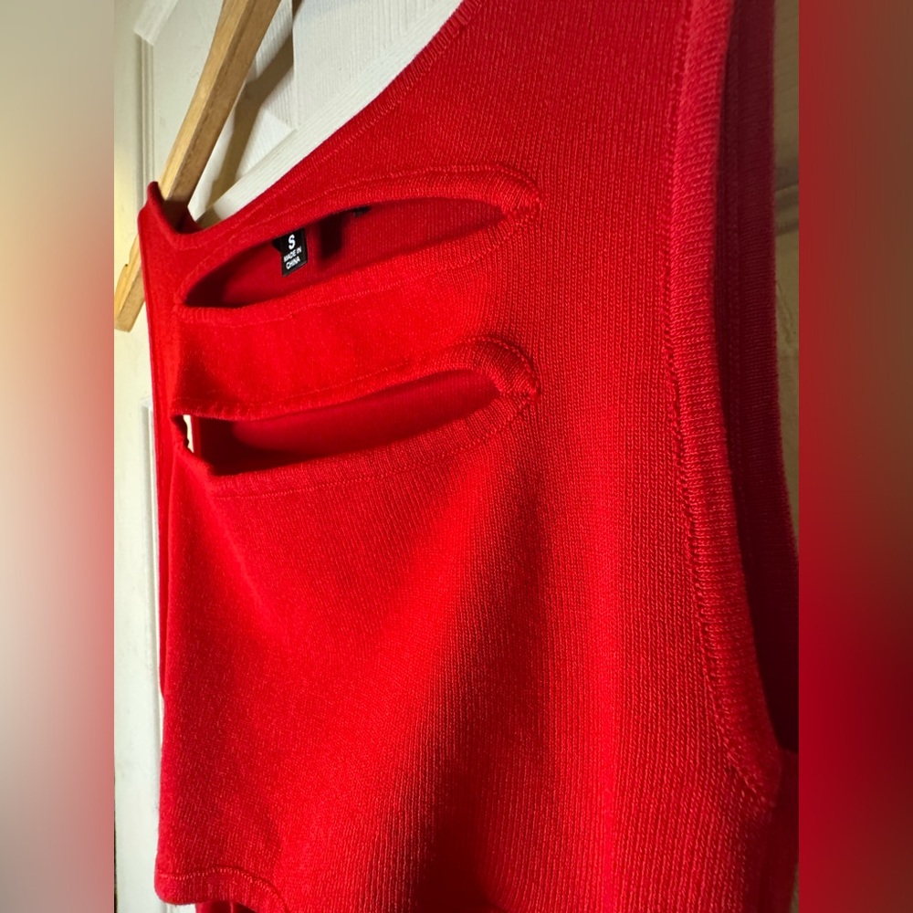 Hera Collection Red Midi Bodycon Dress - Sexy Front Cut-Outs - Size S - Picture 8 of 11